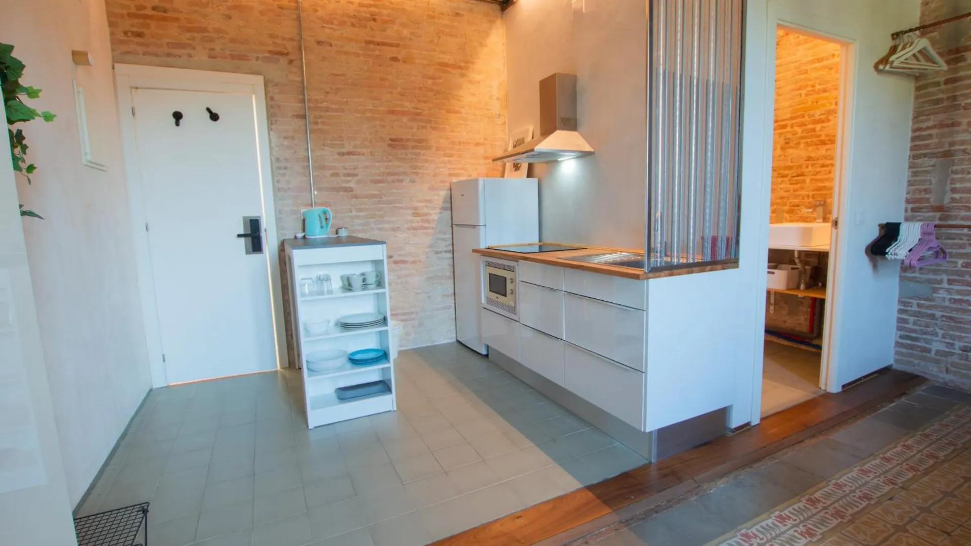 Barcelona Classic Plaza Real Apartments