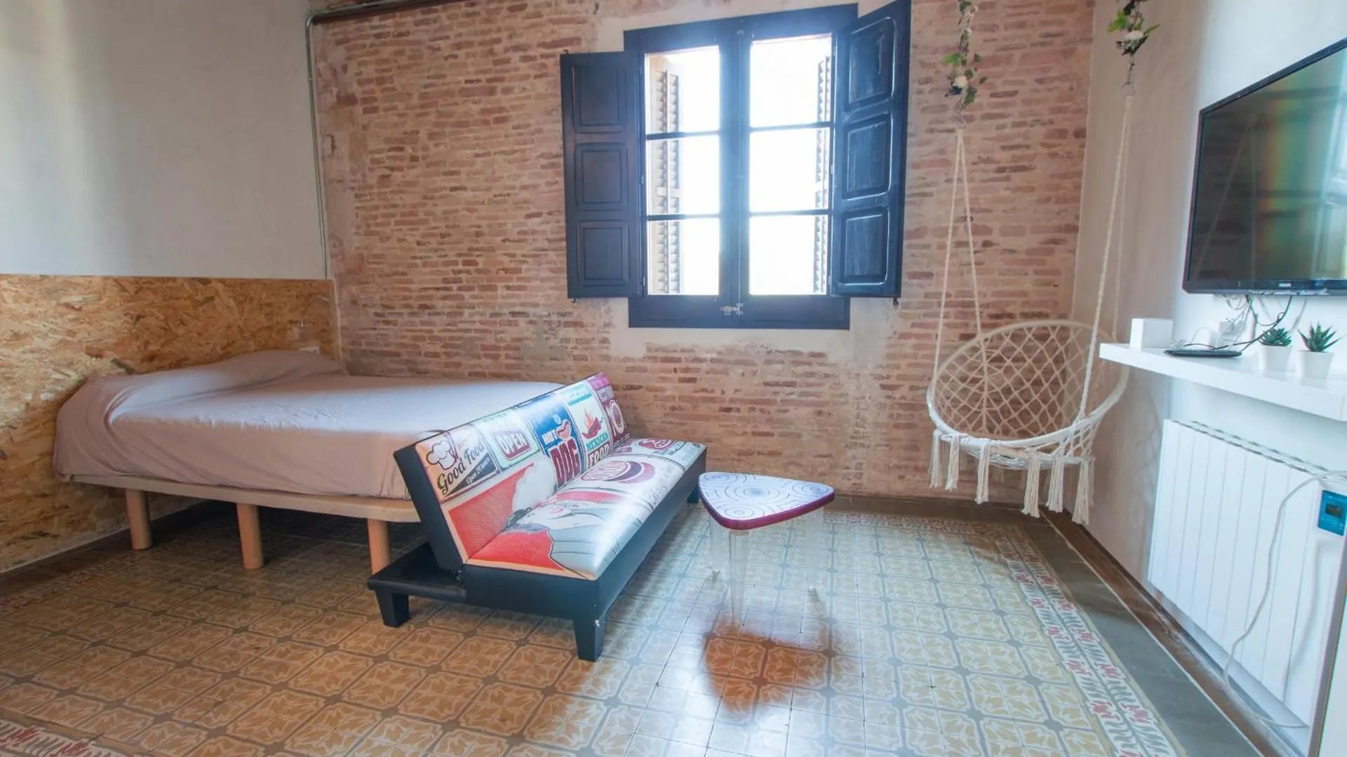 Barcelona Classic Plaza Real Apartments 0*,  Spain