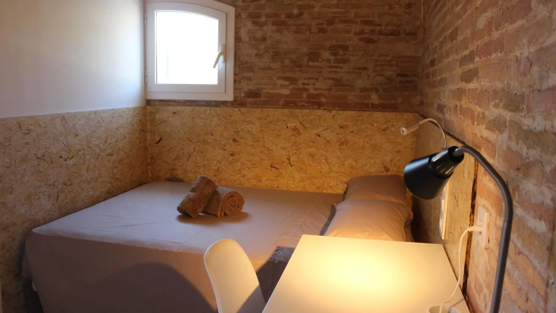 Barcelona Classic Plaza Real Apartments
